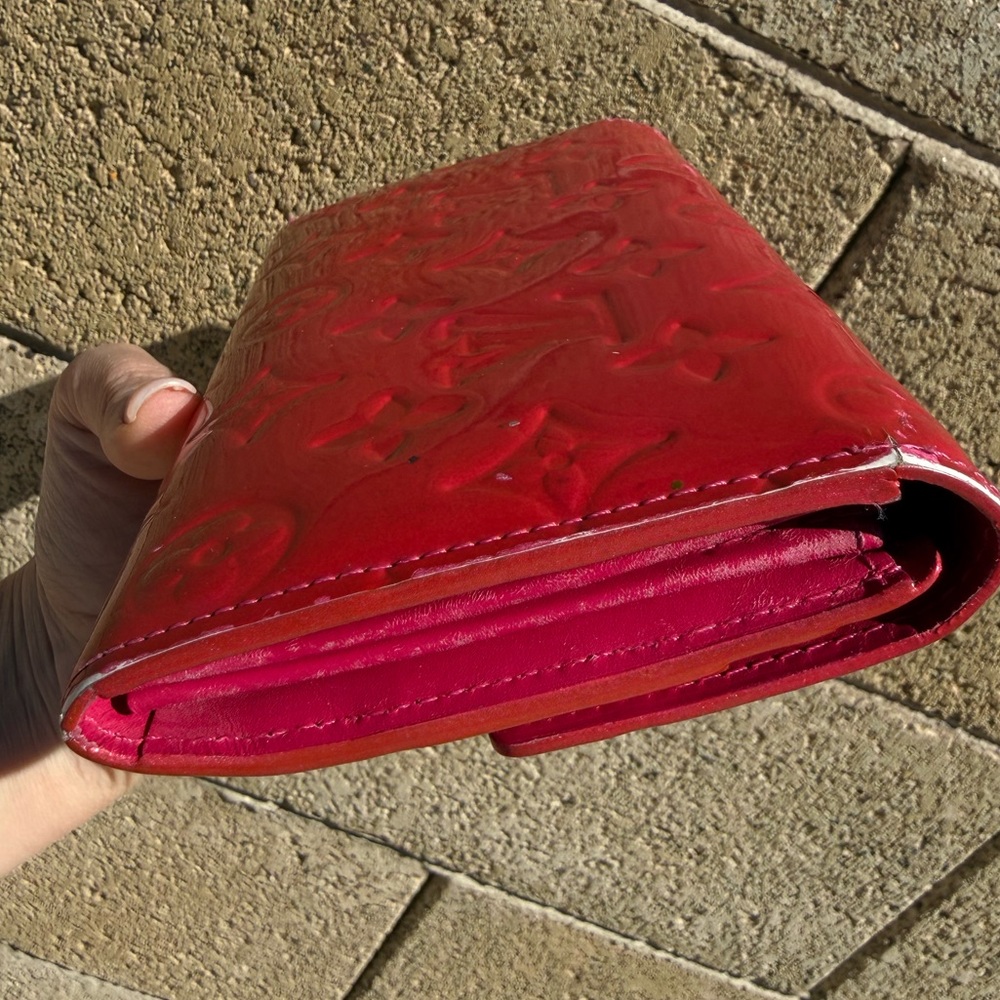 Louis Vuitton hot pink wallet - Picture 14 of 15